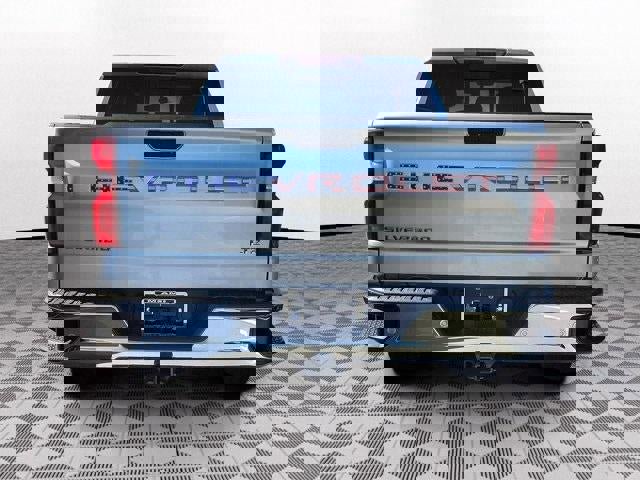 Used 2020 Chevrolet Silverado 1500 LTZ w/ LTZ Plus Package image 5