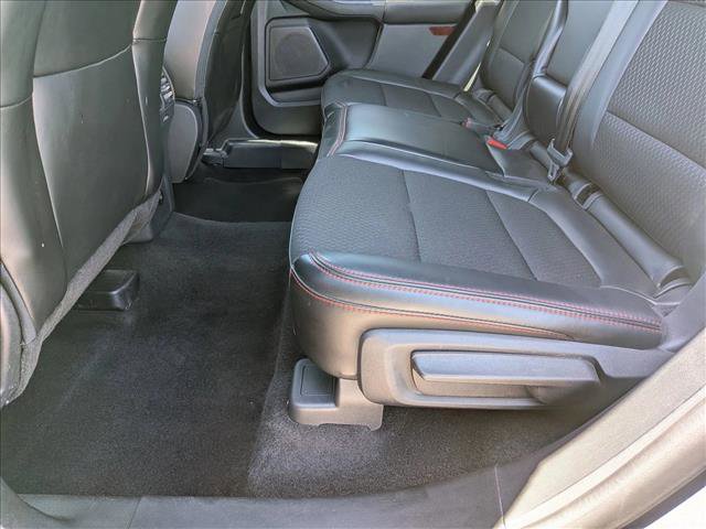 Used 2025 Ford Escape ST-Line image 19