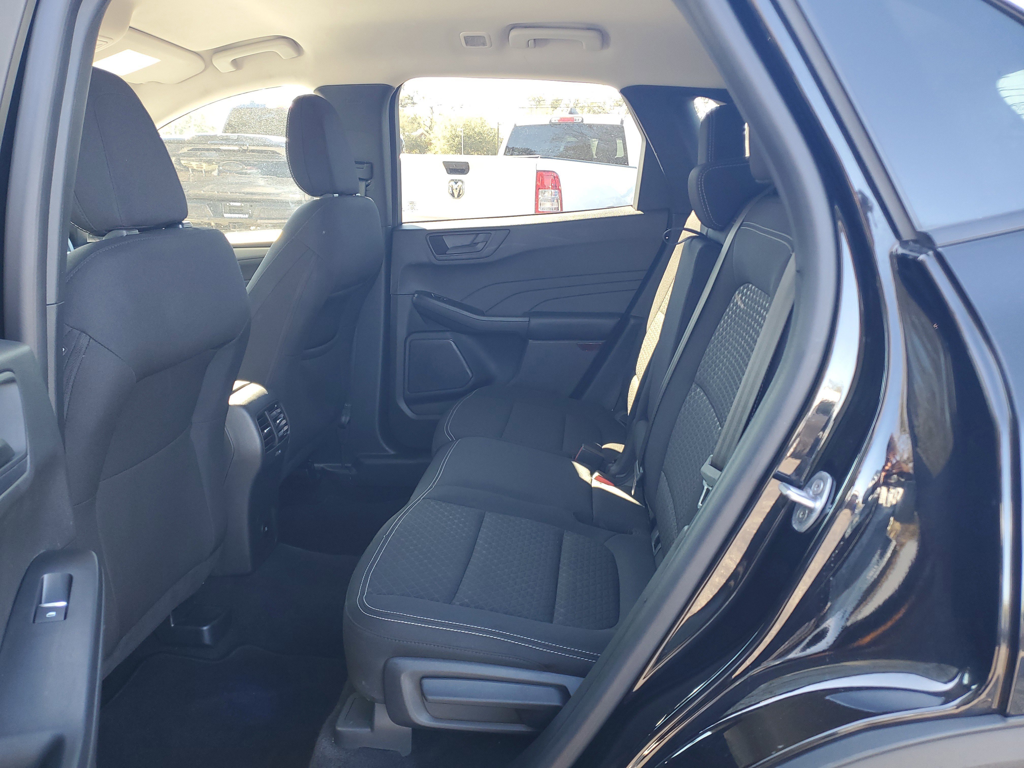 Used 2024 Ford Escape Active w/ Cold Weather Package image 23