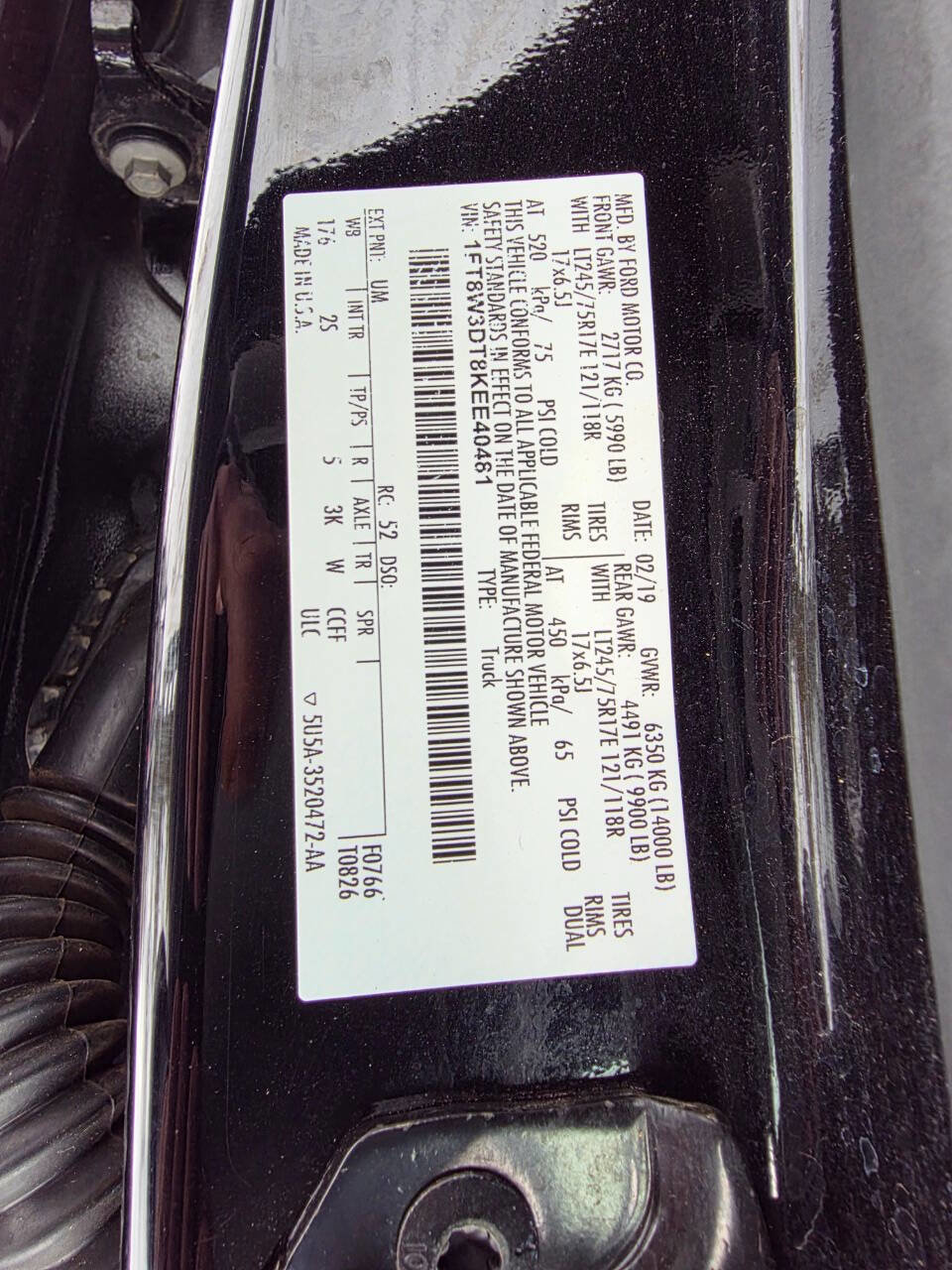 Used 2019 Ford F350 XLT w/ XLT Premium Package image 15