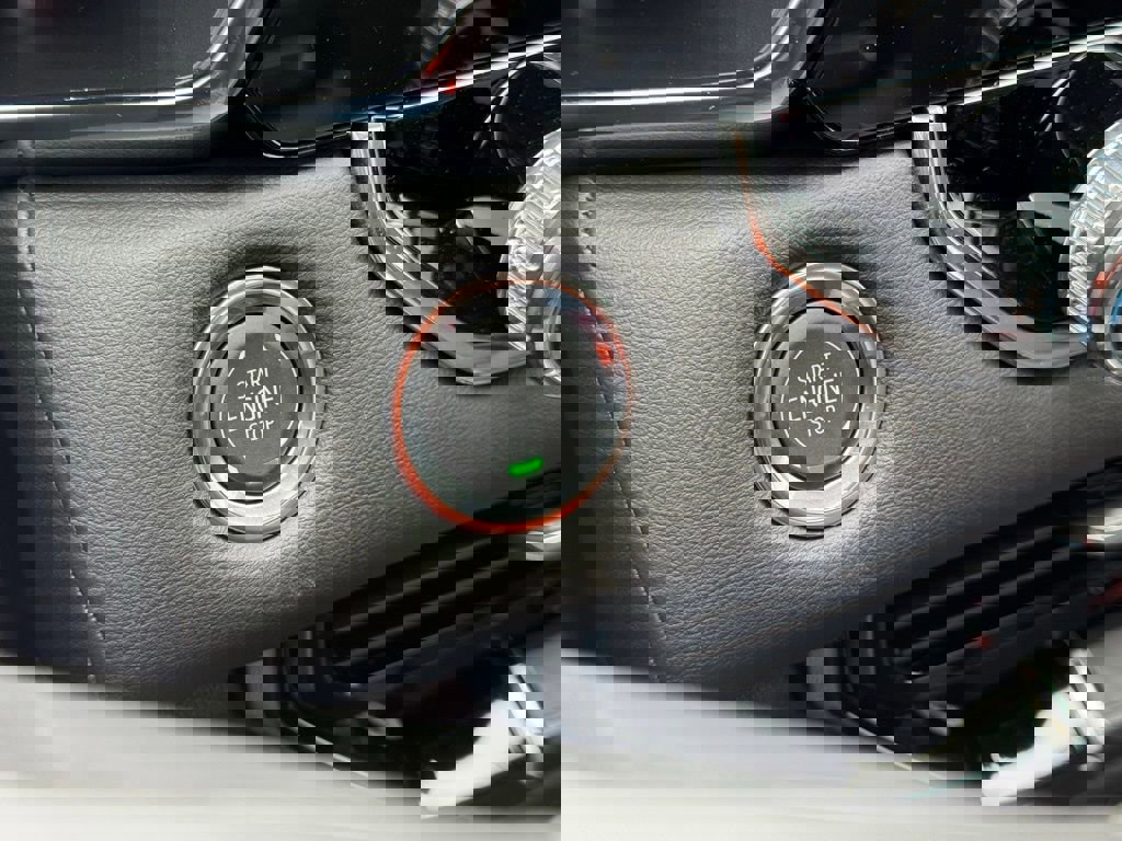 New 2026 GMC Canyon Elevation w/ Convenience Package image 30