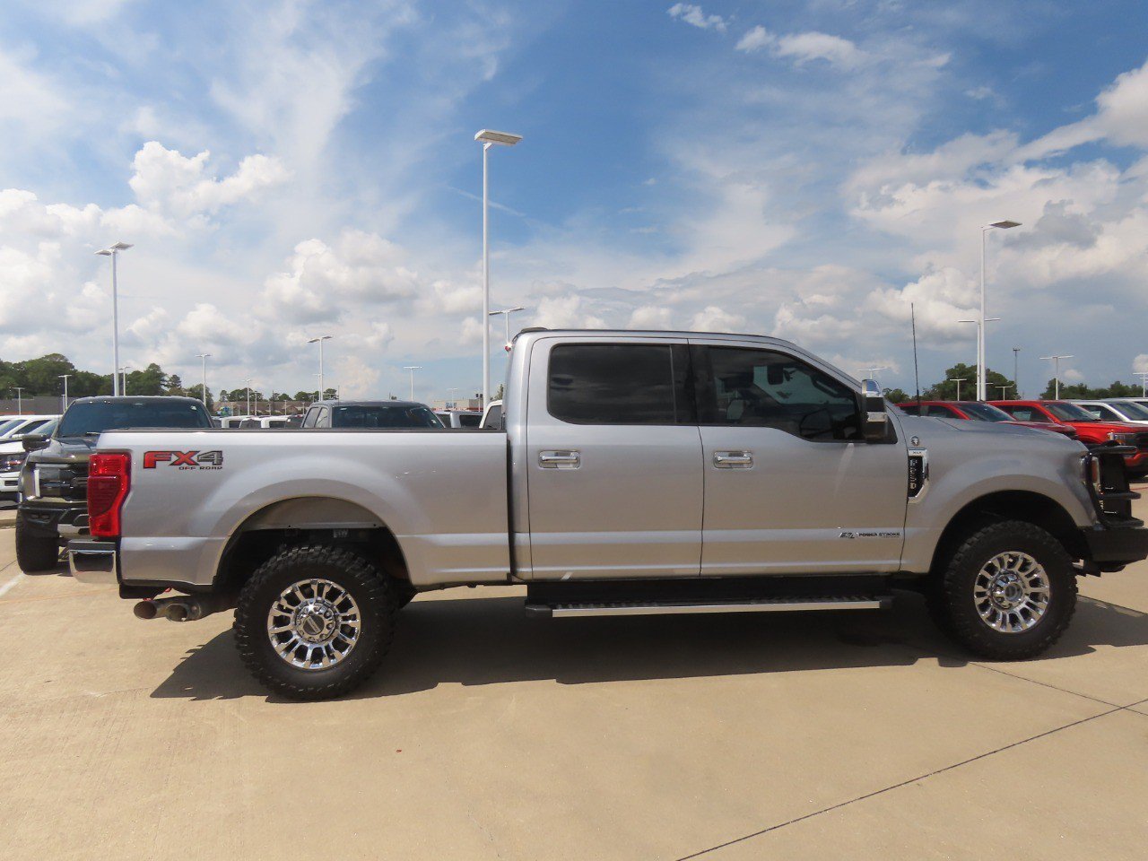 Used 2021 Ford F250 XLT w/ XLT Premium Package AWD/4WD image 10