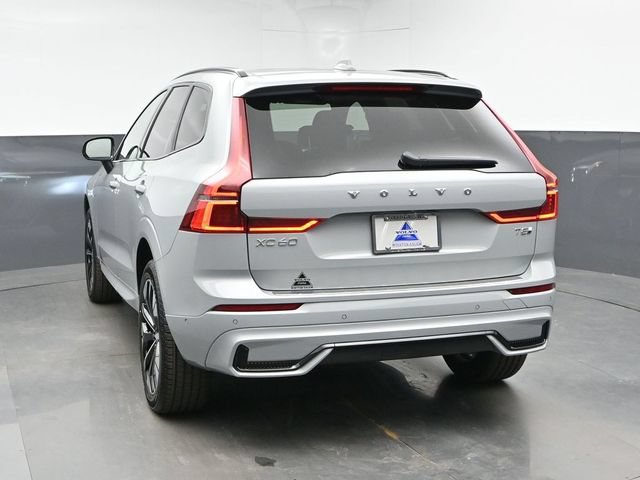 New 2026 Volvo XC60 T8 Plus w/ Protection Package Premier AWD/4WD image 8