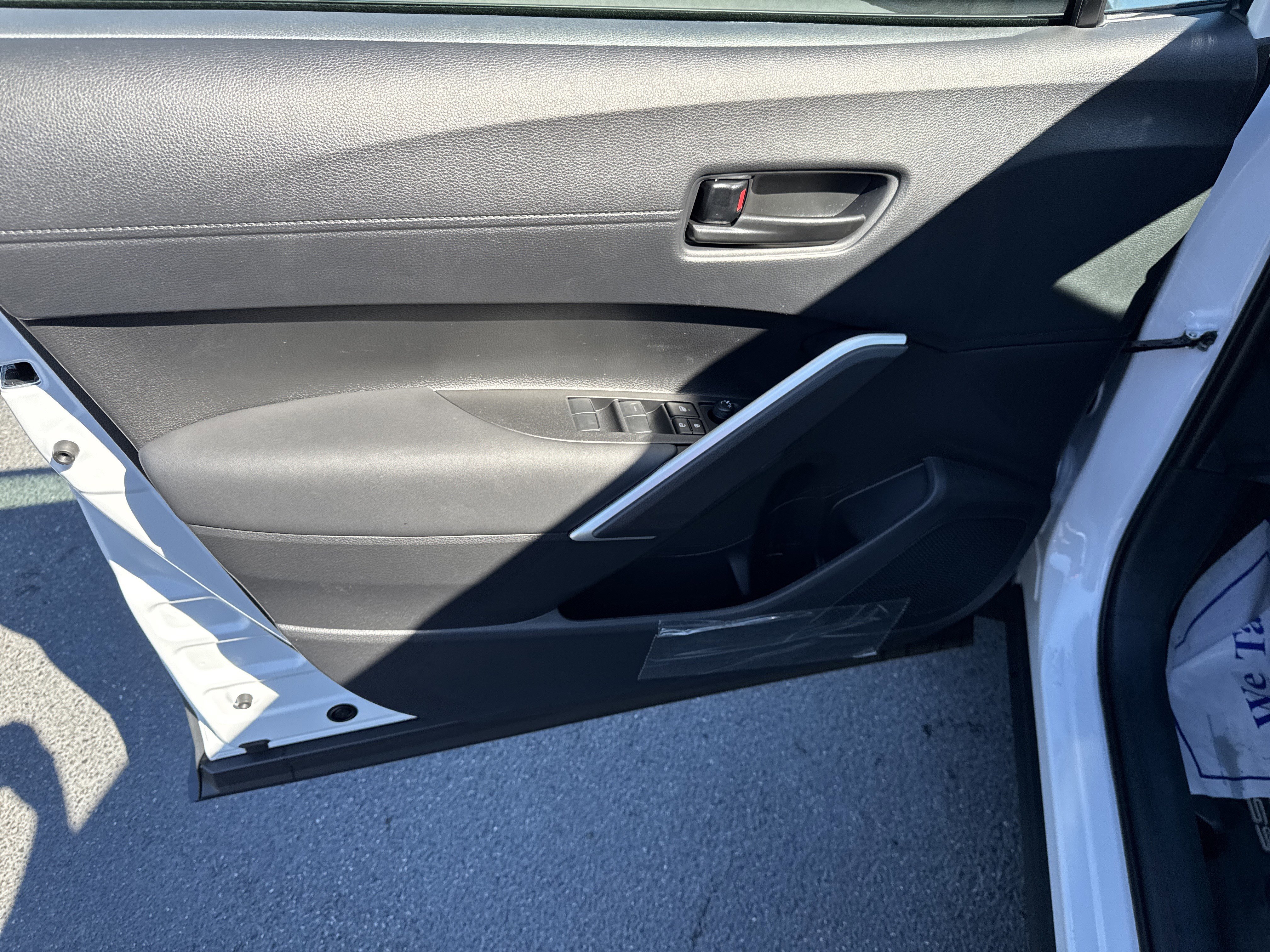 New 2026 Toyota Corolla Cross SE image 22