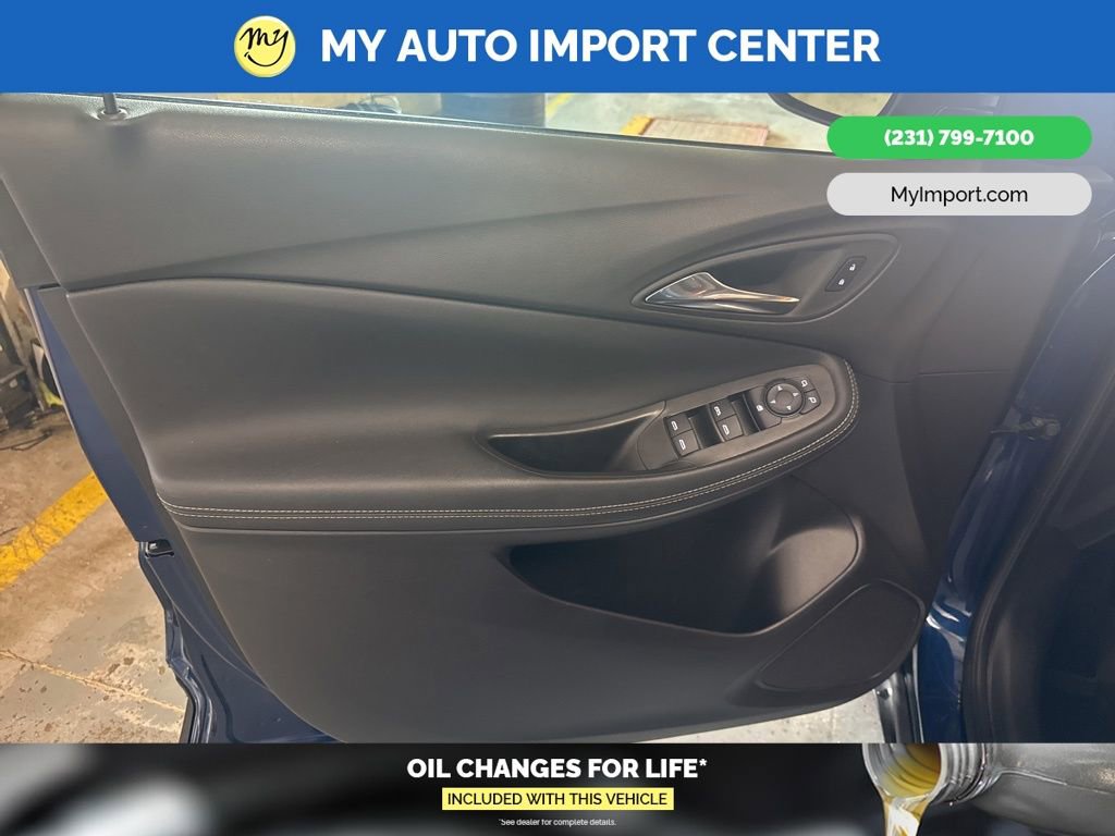 Used 2023 Buick Encore GX Preferred w/ Cold Weather Comfort Package image 10