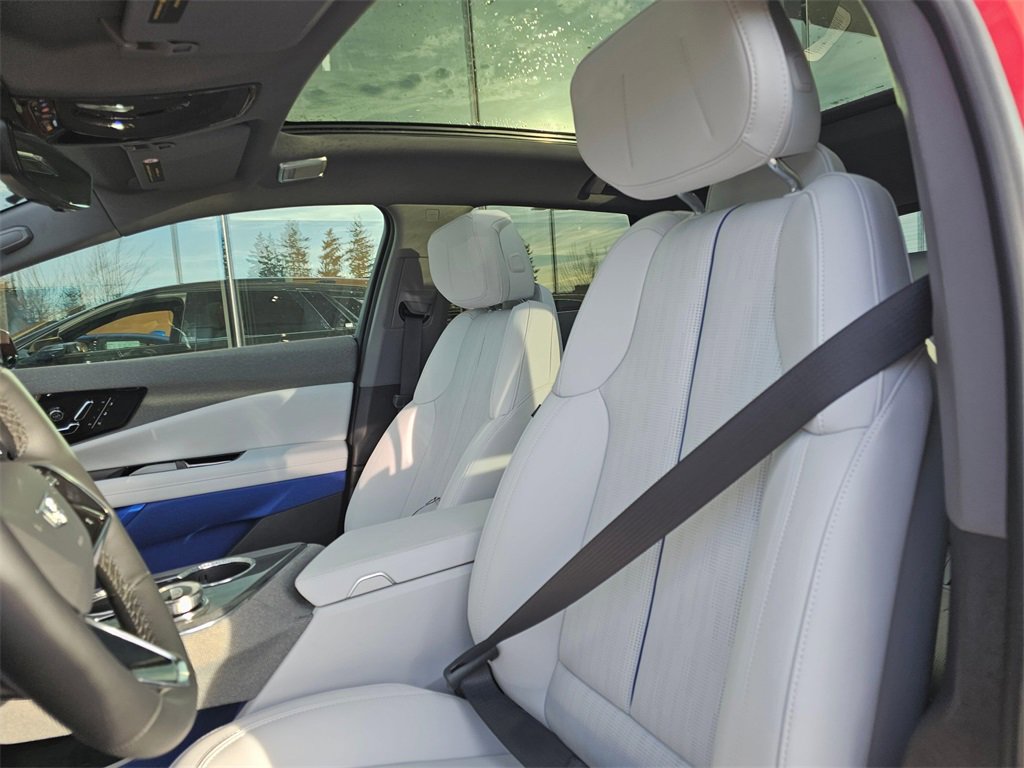 New 2026 Cadillac Optiq Sport 2 image 17