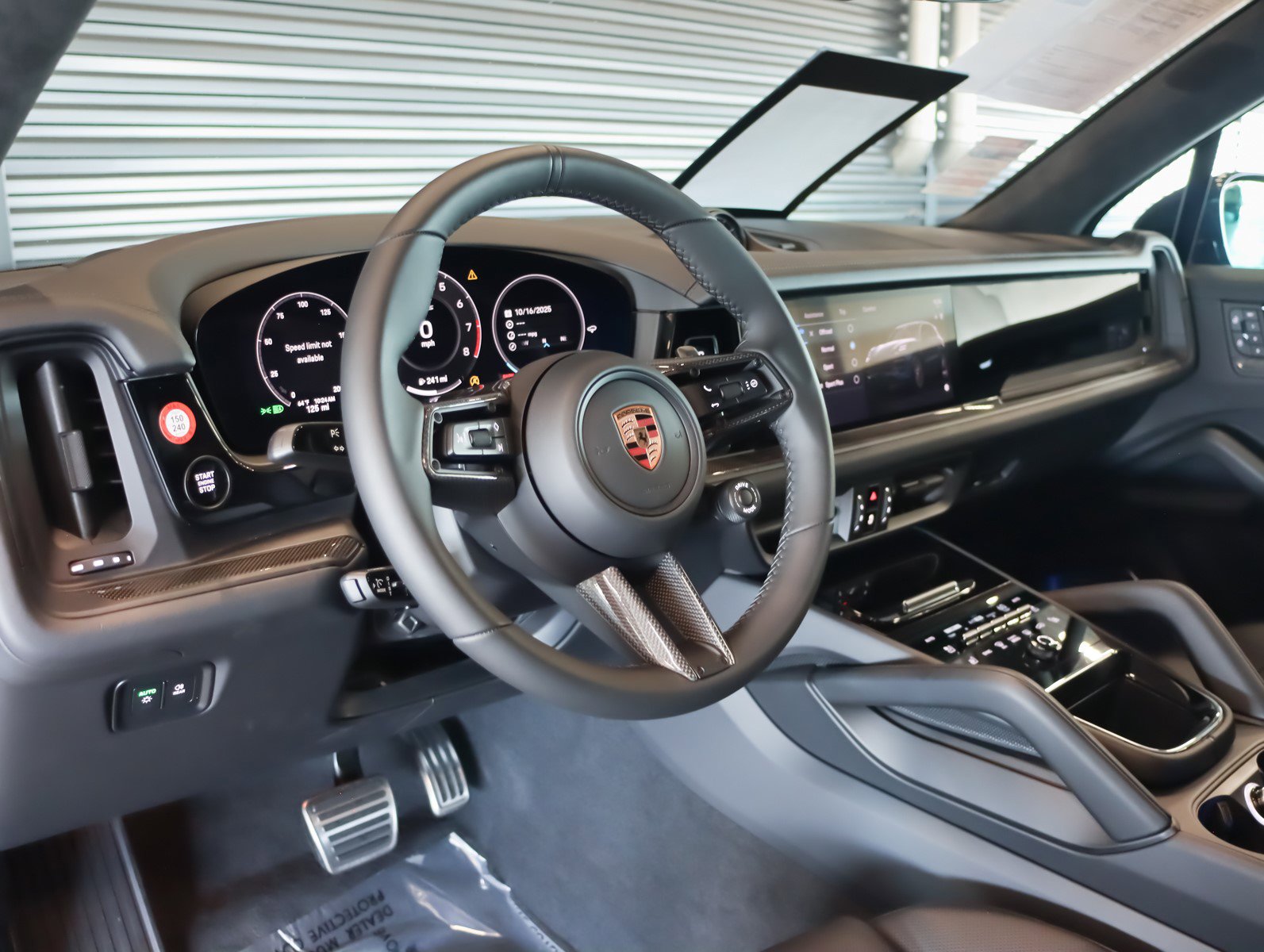 Used 2026 Porsche Cayenne GTS image 4