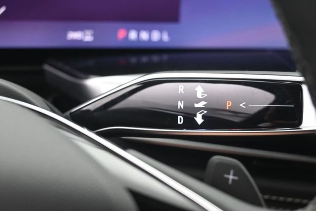 New 2026 Cadillac Escalade Sport w/ Touring Package AWD/4WD image 19