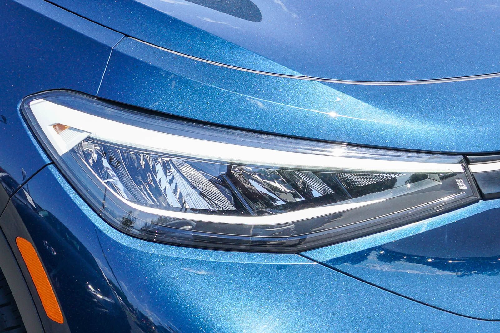Certified 2023 Volkswagen ID.4 Pro AWD/4WD image 4