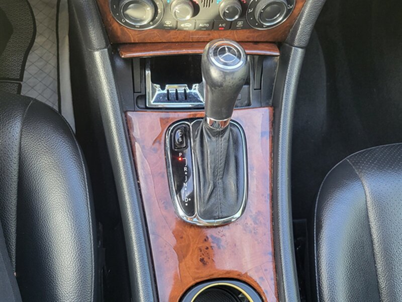 Used 2007 Mercedes-Benz C 280 4MATIC Sedan image 15