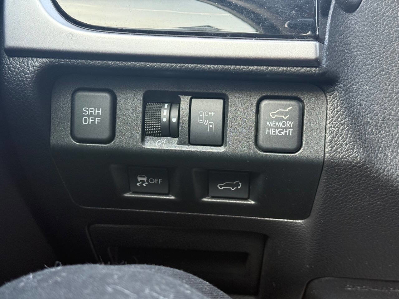 Used 2018 Subaru Forester 2.5i Touring image 12