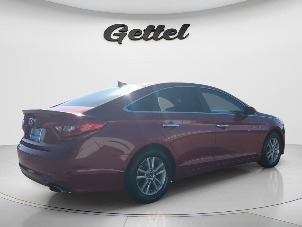 Used 2017 Hyundai Sonata SEL Sport FWD image 5