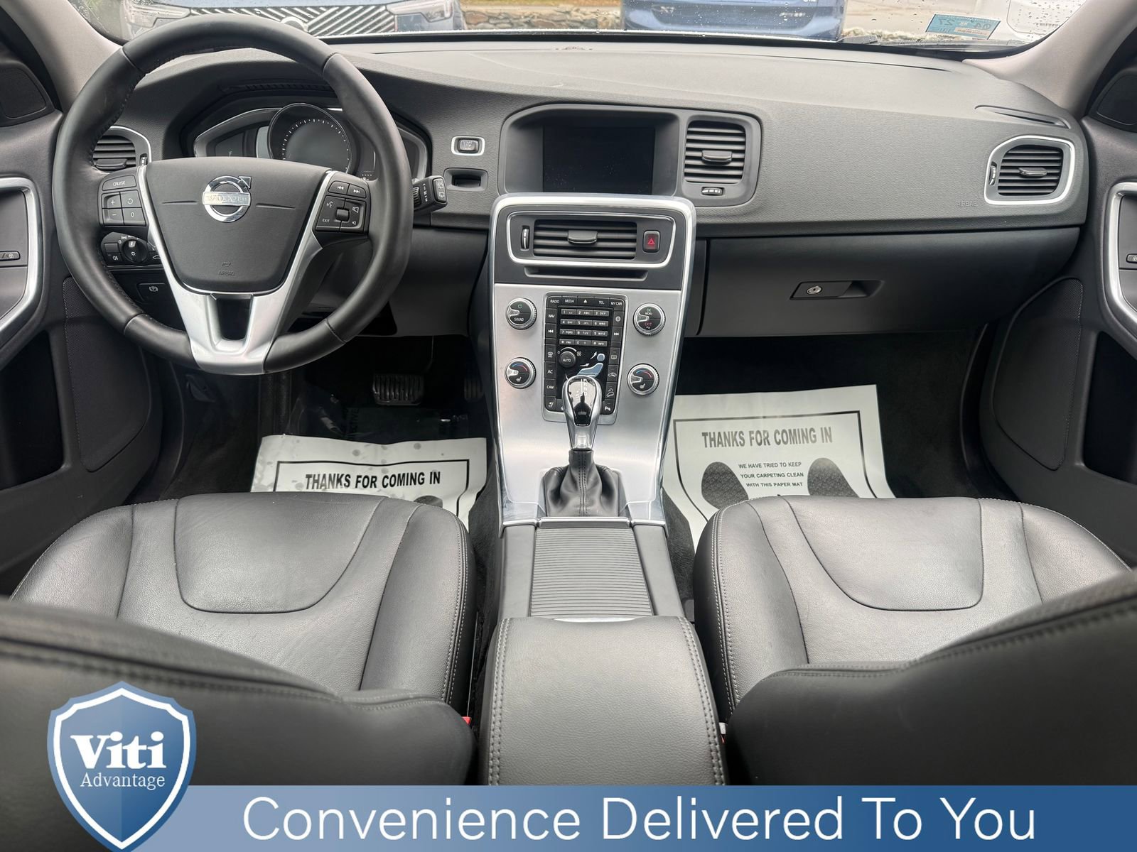 Used 2018 Volvo V60 T5 Cross Country AWD/4WD image 2