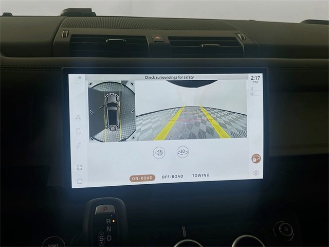 Used 2025 Land Rover Defender 130 S image 17