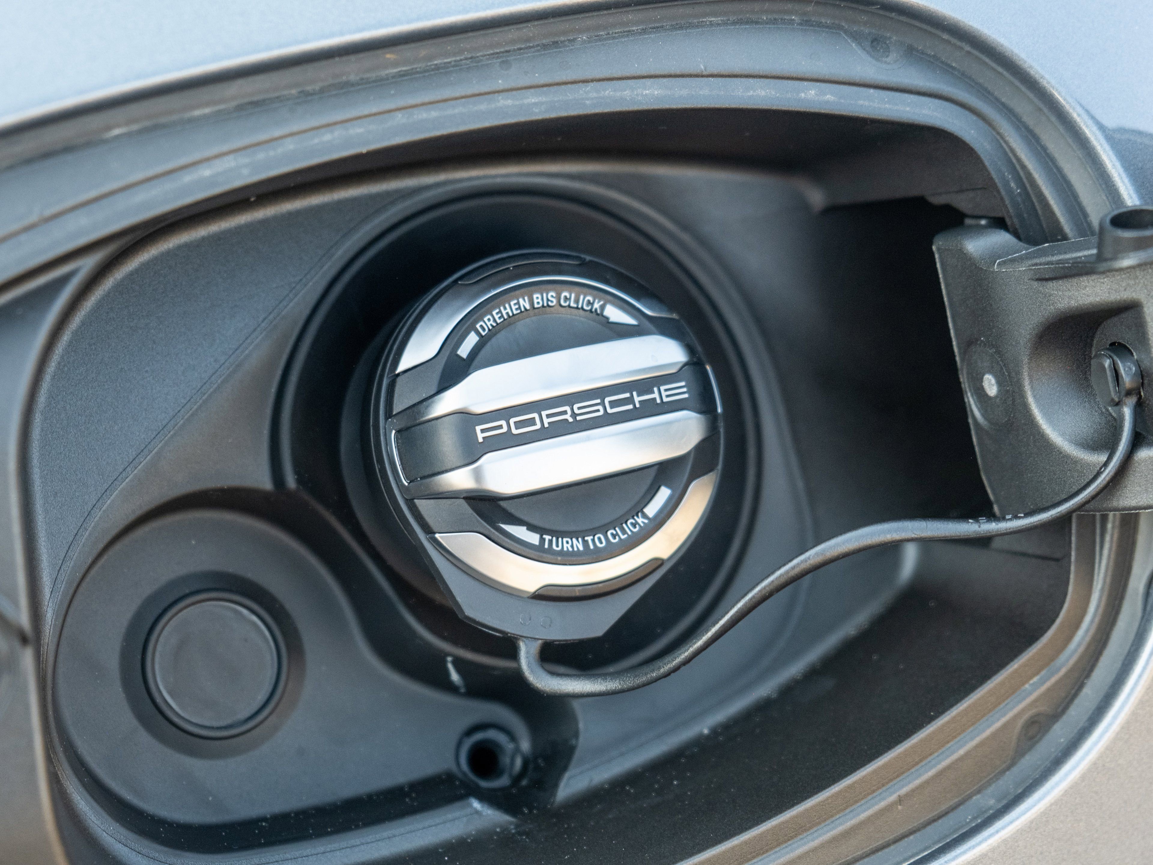 New 2026 Porsche Cayenne GTS image 50