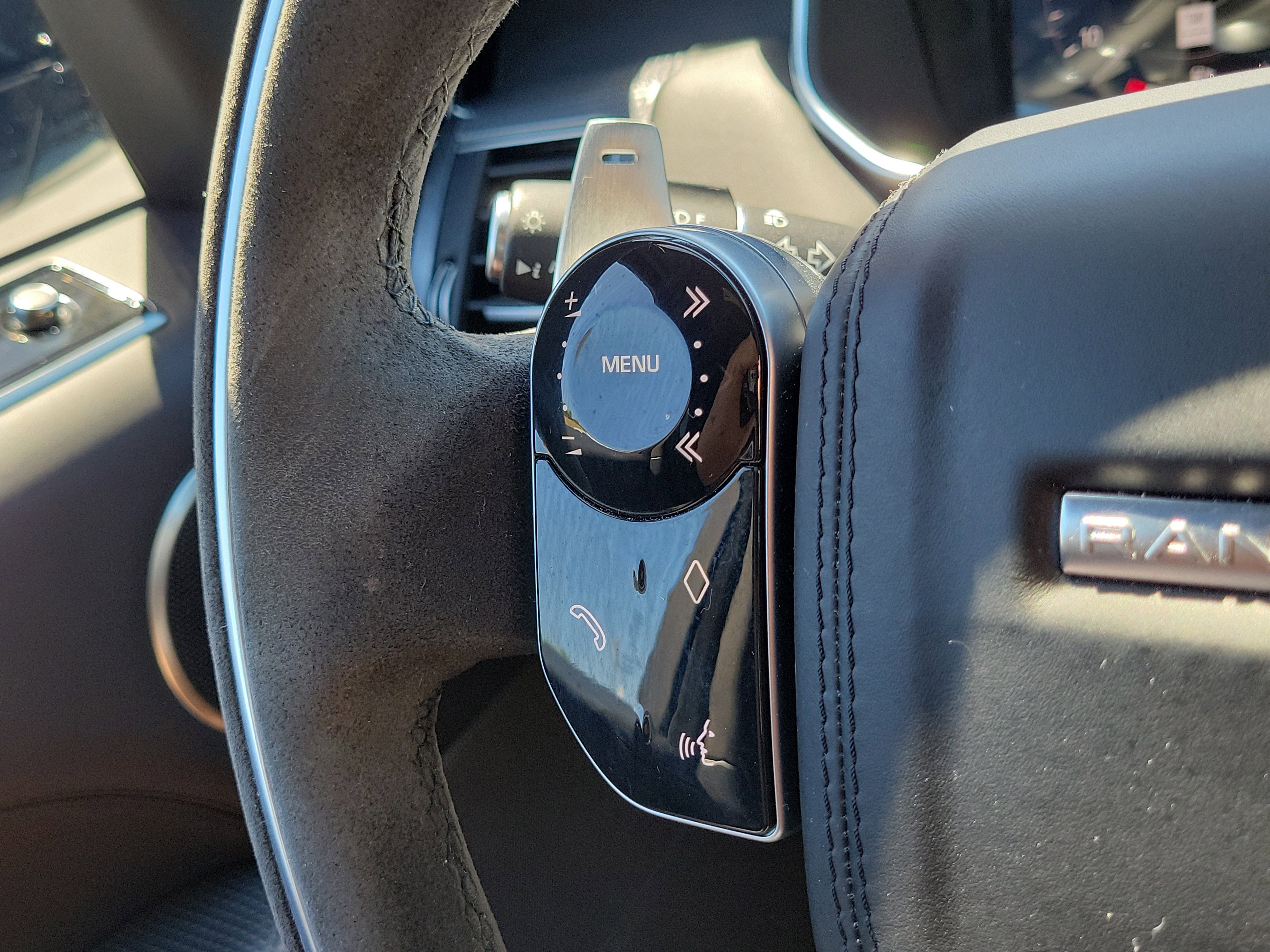 Used 2020 Land Rover Range Rover Sport HST image 26
