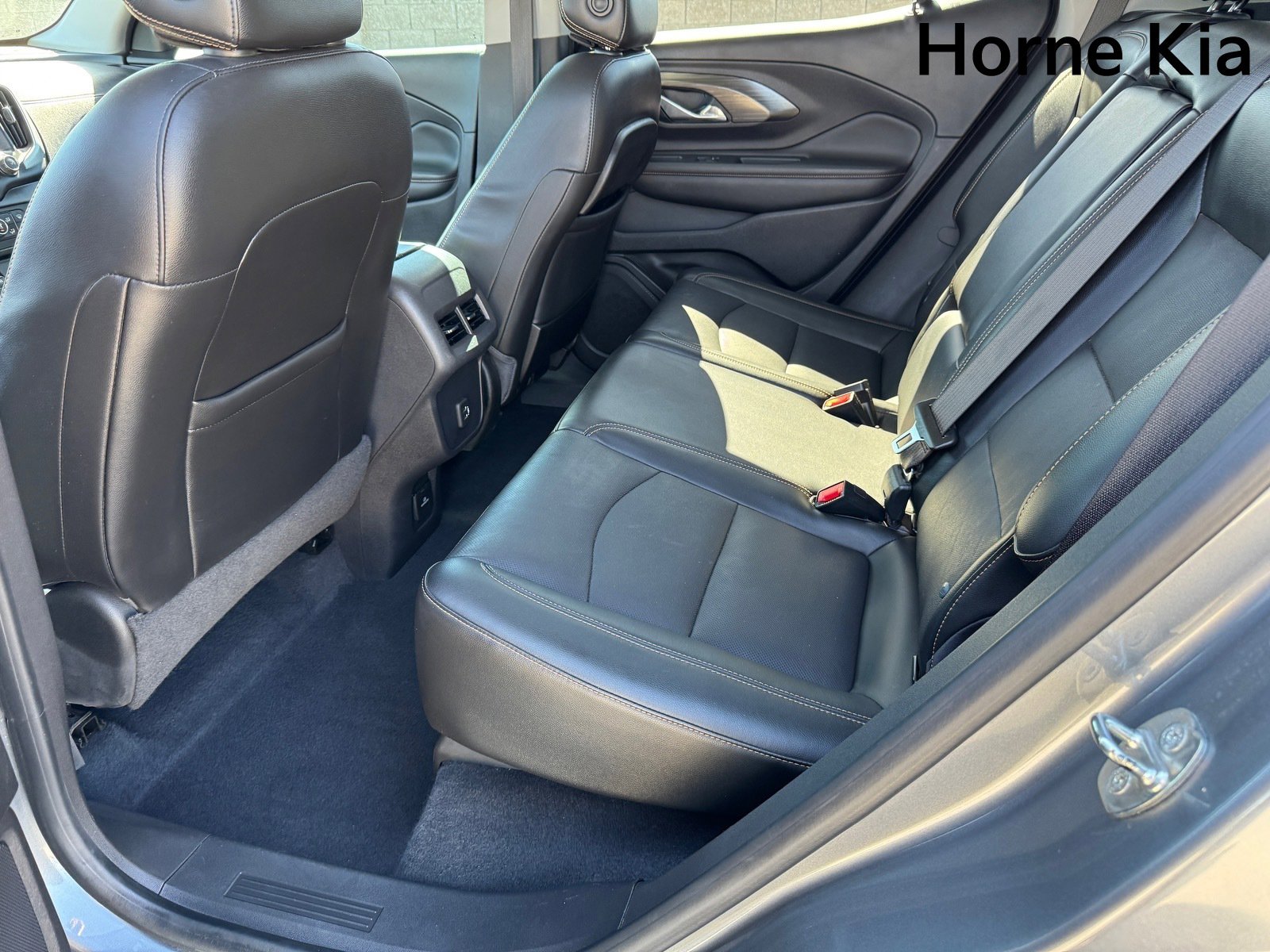 Used 2021 GMC Terrain SLT w/ Infotainment Package II image 13