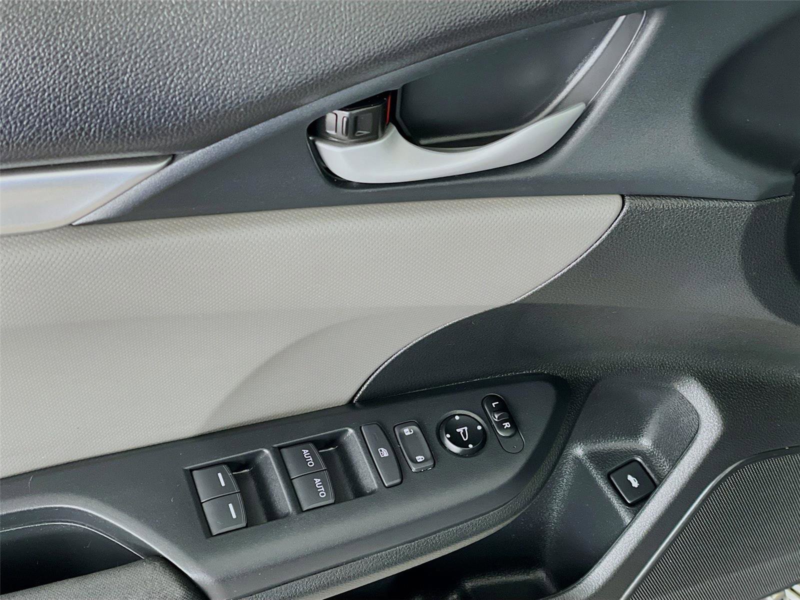 Used 2017 Honda Civic LX image 22