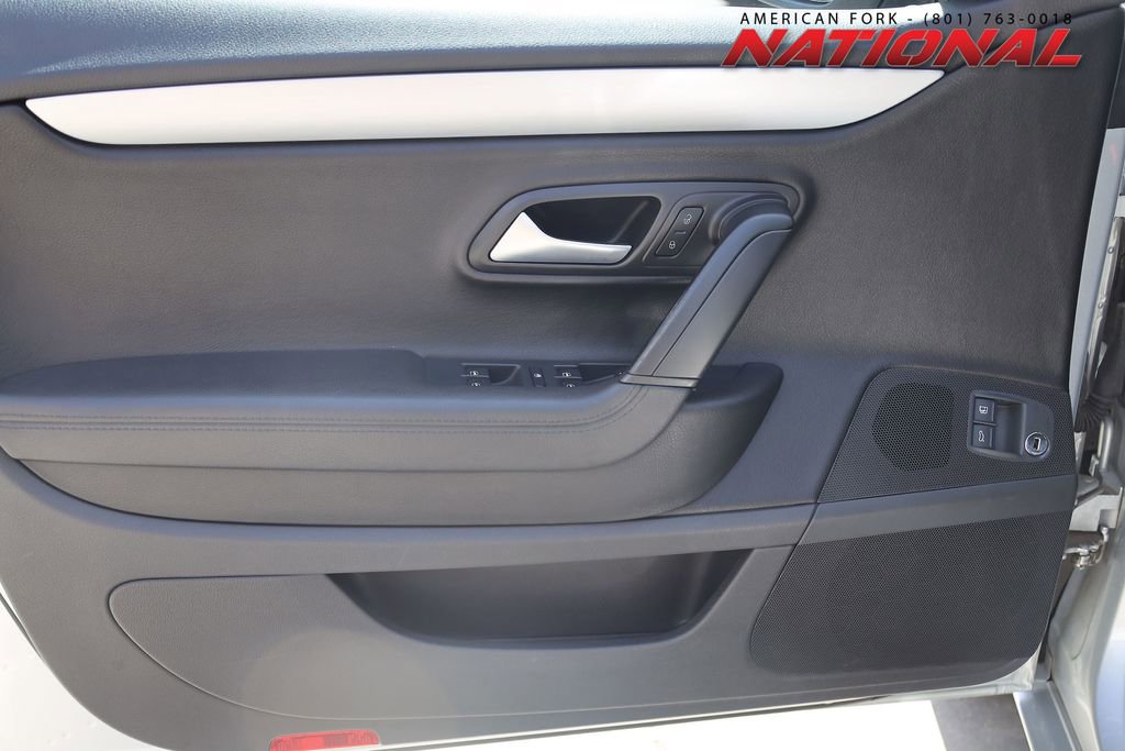 Used 2014 Volkswagen CC Sport image 10