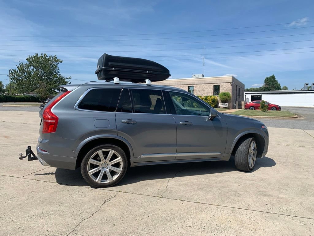 Used 2017 Volvo XC90 T8 Inscription w/ Vision Package AWD/4WD image 11