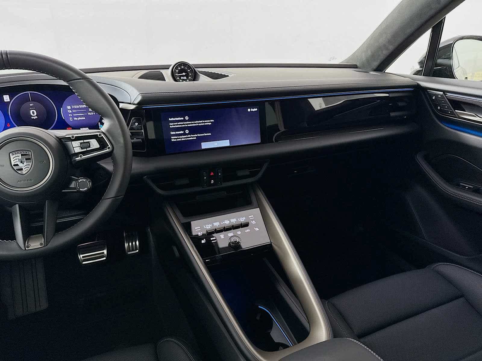 New 2025 Porsche Macan Turbo Electric AWD/4WD image 19