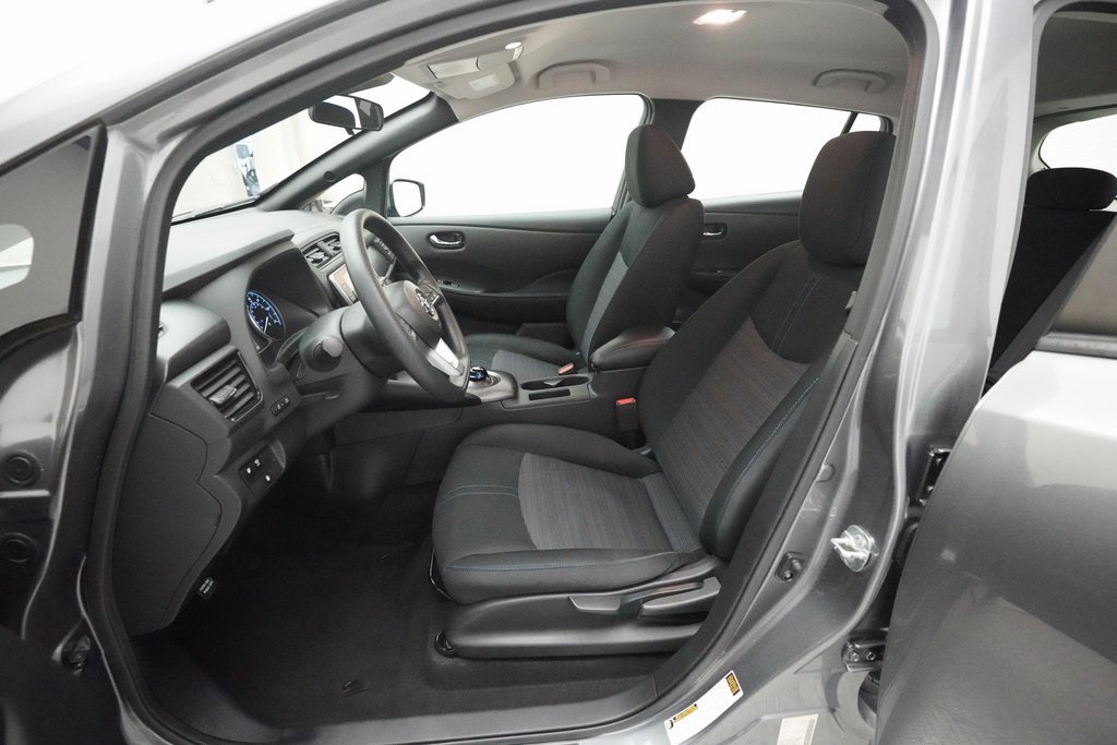 Used 2020 Nissan Leaf S w/ S Charge Package image 7