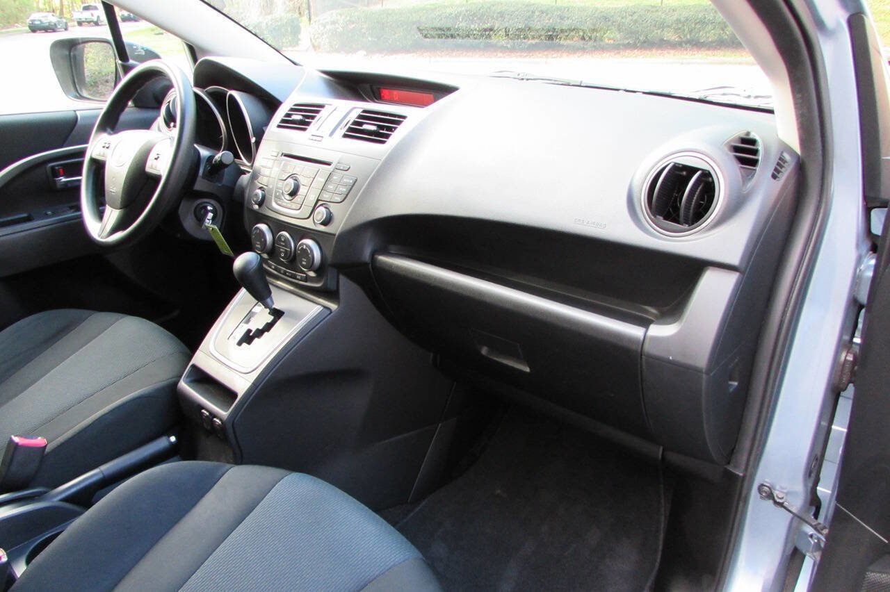 Used 2013 MAZDA MAZDA5 Sport FWD image 37