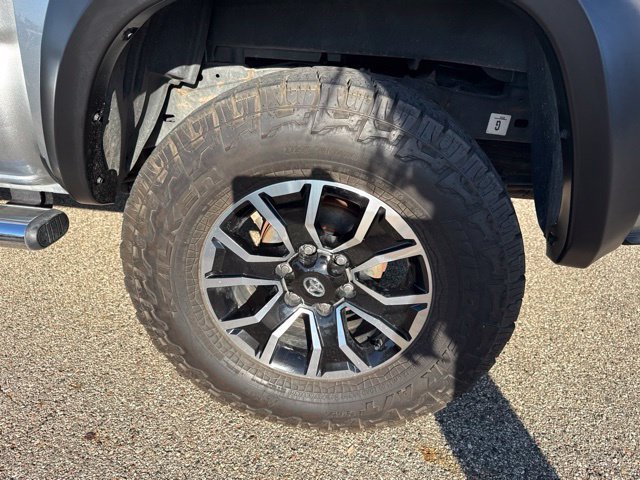 Used 2022 Toyota Tacoma TRD Sport w/ Advanced Technology Package AWD/4WD image 14
