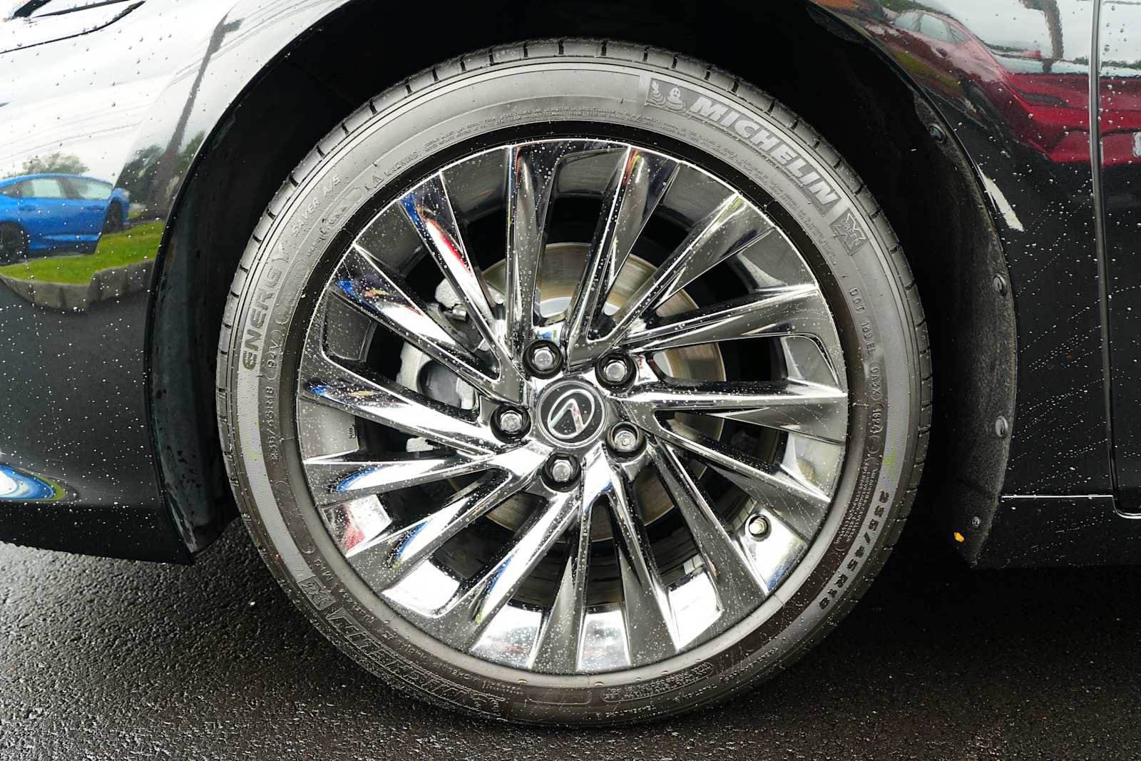 Used 2024 Lexus ES 350 Ultra Luxury w/ Accessory Package (Z2) FWD image 12