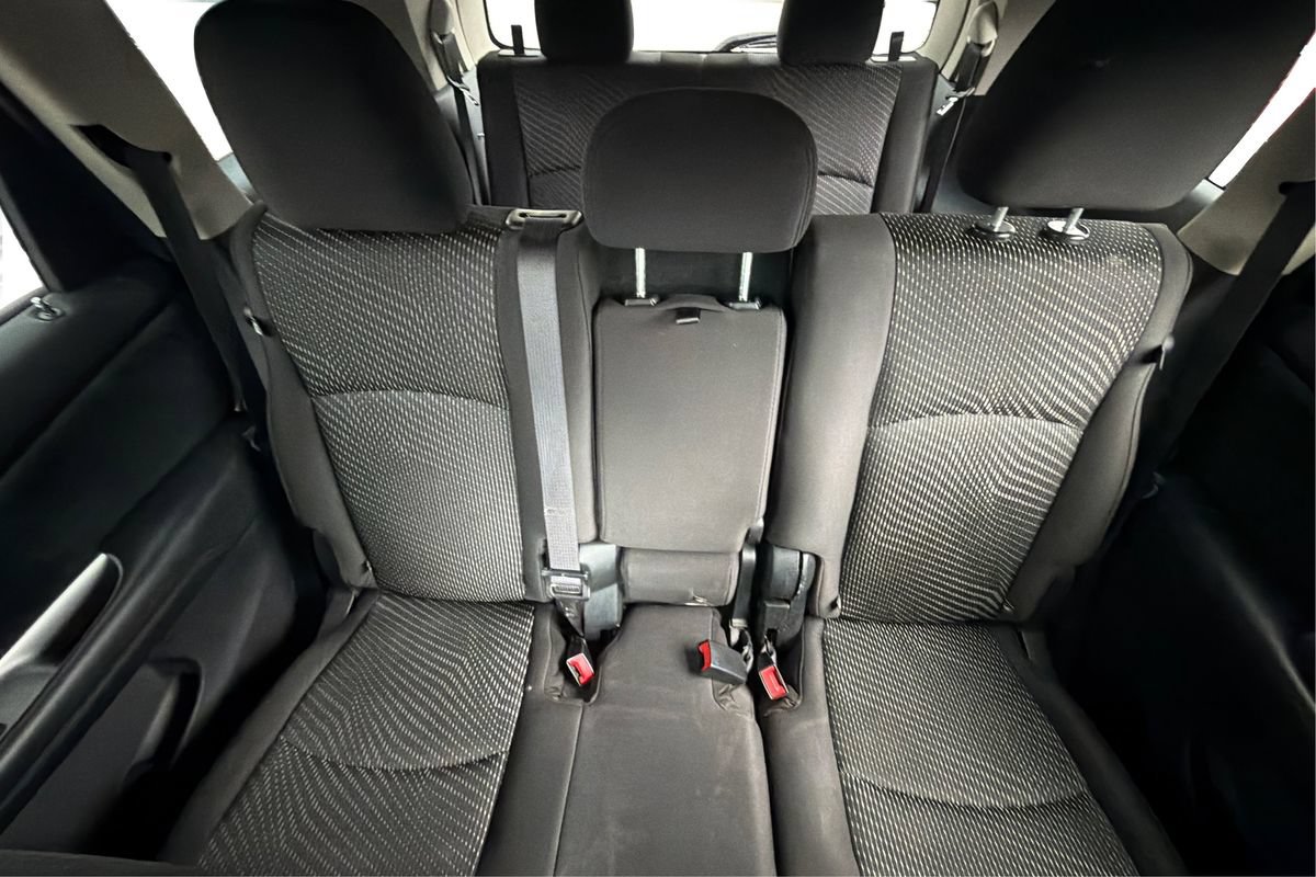 Used 2020 Dodge Journey SE w/ SE Popular Equipment Group FWD image 37