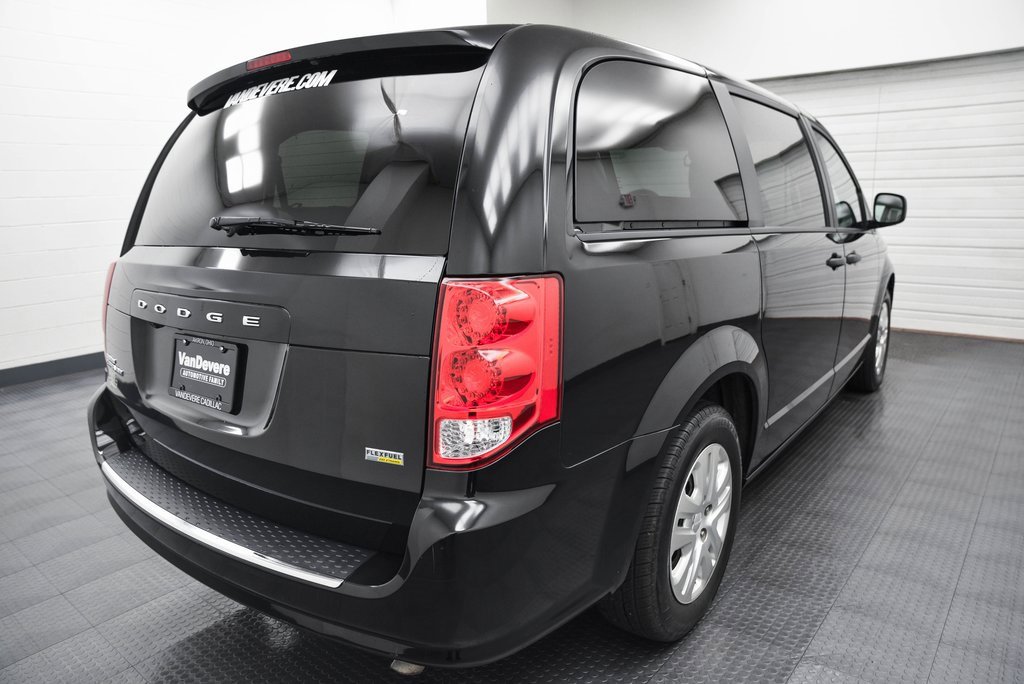 Used 2019 Dodge Grand Caravan SE image 7