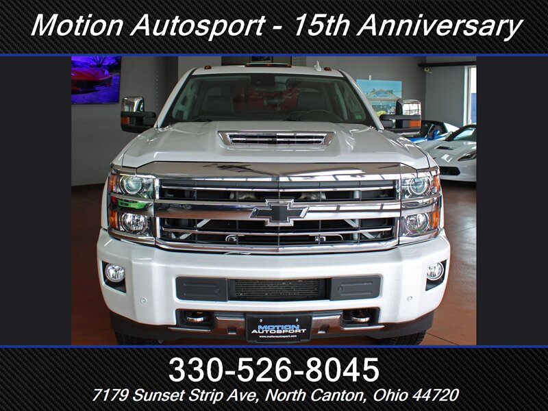 Used 2018 Chevrolet Silverado 2500 High Country w/ Duramax Plus Package AWD/4WD image 4