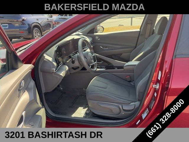 Used 2023 Hyundai Elantra SEL w/ Convenience Package FWD image 14