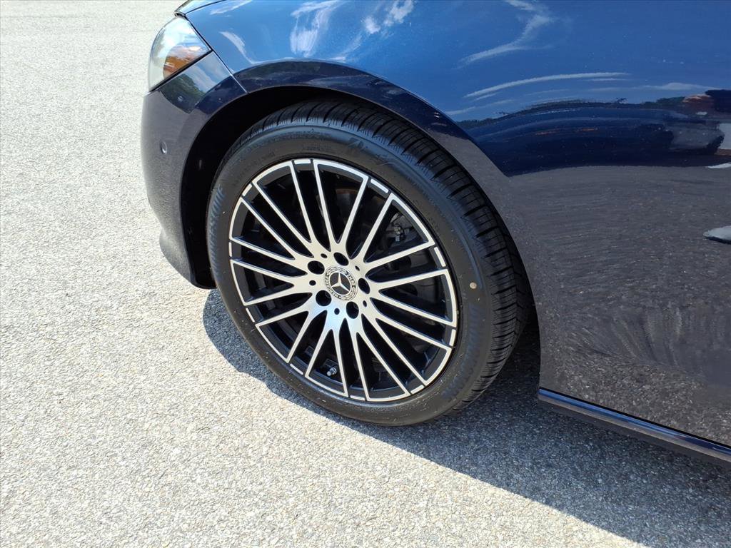 Certified 2022 Mercedes-Benz C 300 4MATIC Sedan image 9