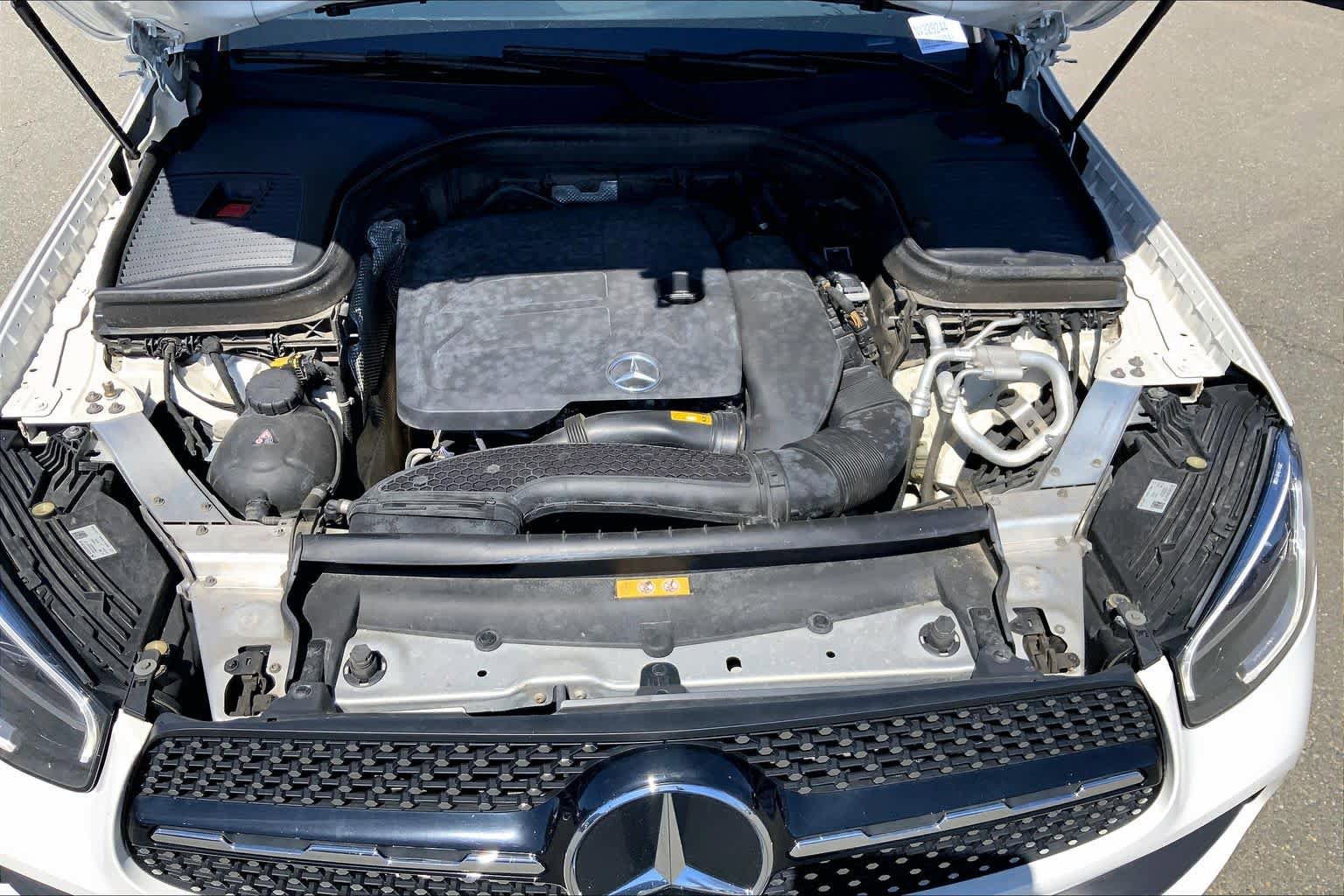 Used 2022 Mercedes-Benz GLC 300 4MATIC image 32