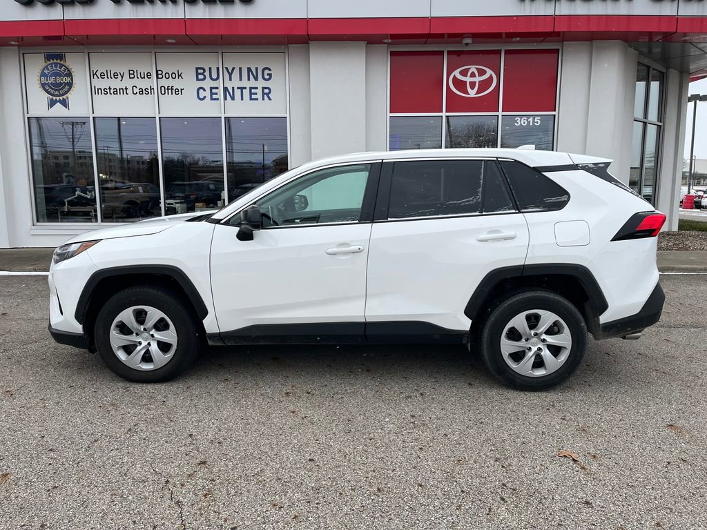 Certified 2024 Toyota RAV4 LE image 32