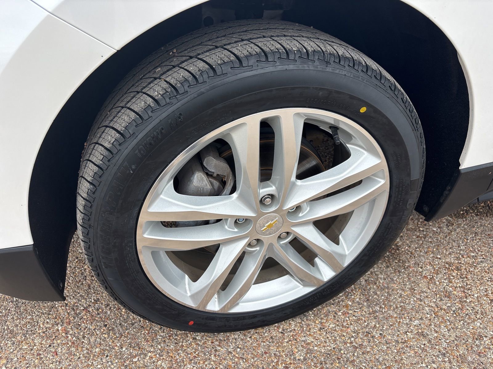 Used 2019 Chevrolet Equinox Premier image 31