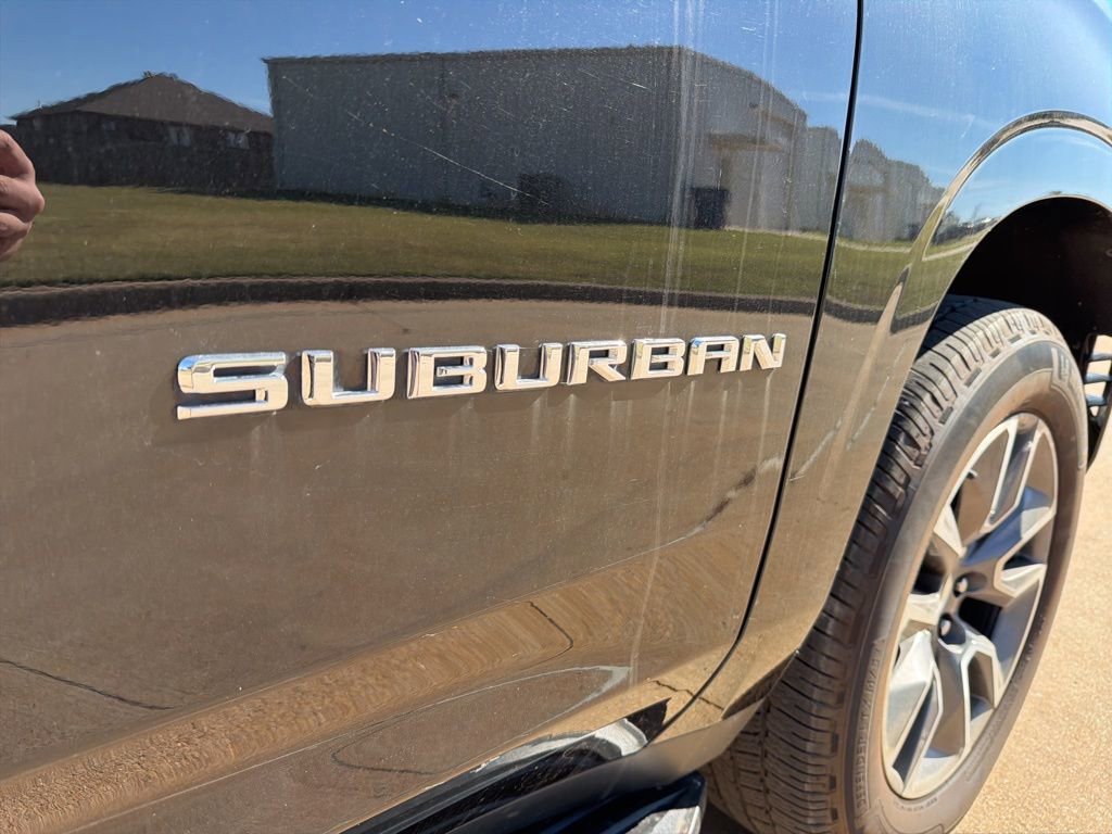 Used 2023 Chevrolet Suburban LS w/ Driver Alert Package image 18