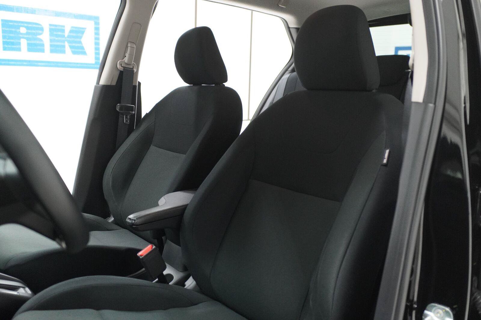 Used 2024 Nissan Kicks S FWD image 6