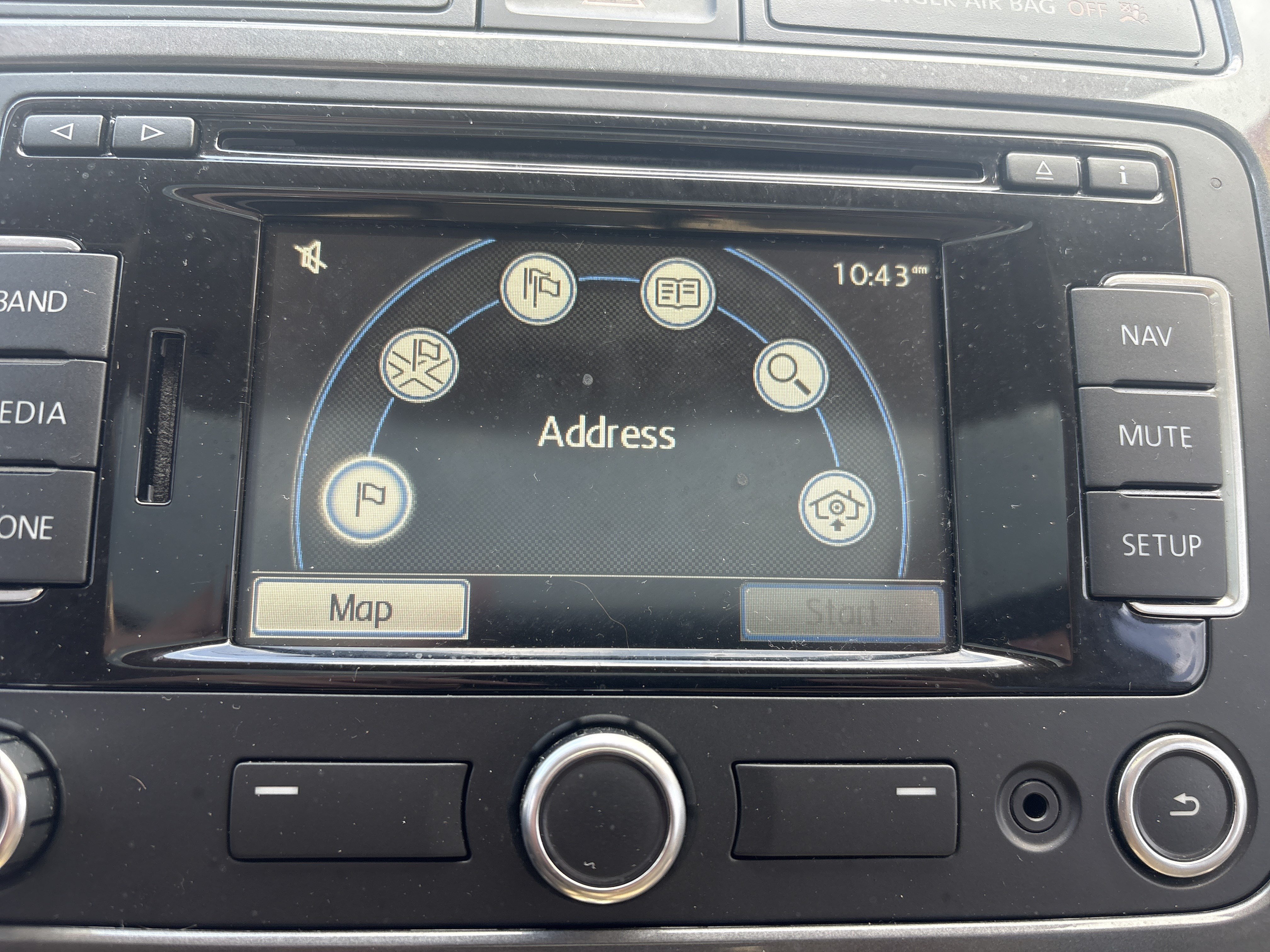 Used 2015 Volkswagen Tiguan SEL AWD/4WD image 14