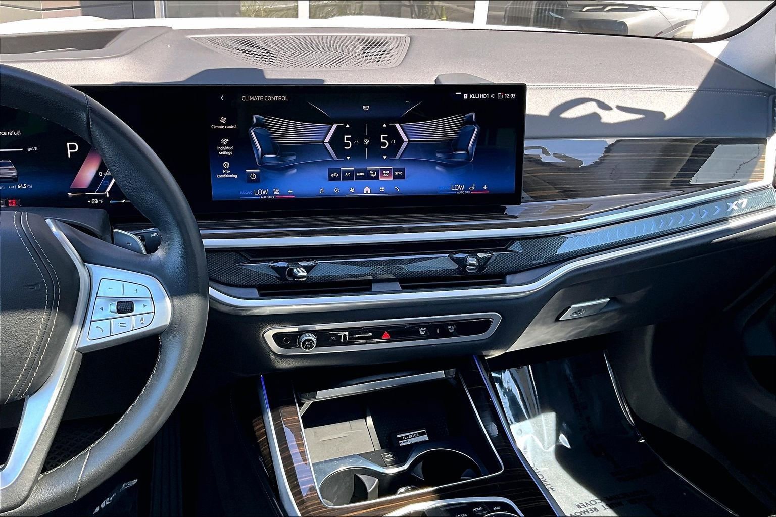 Used 2025 BMW X7 xDrive40i image 6