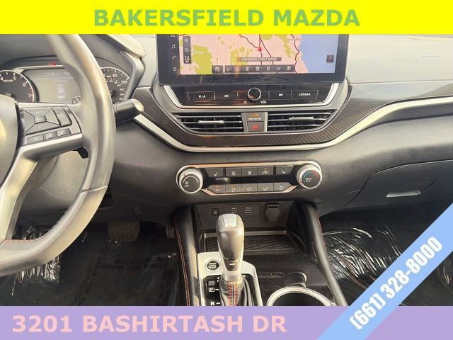 Used 2024 Nissan Altima 2.5 SR w/ SR Premium Package image 21