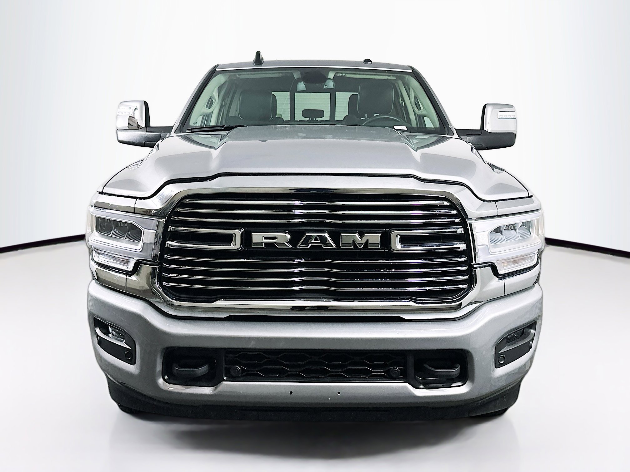 Used 2024 RAM 2500 Laramie image 2