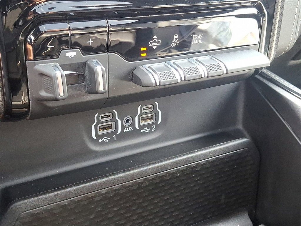Certified 2024 RAM 1500 Limited image 17