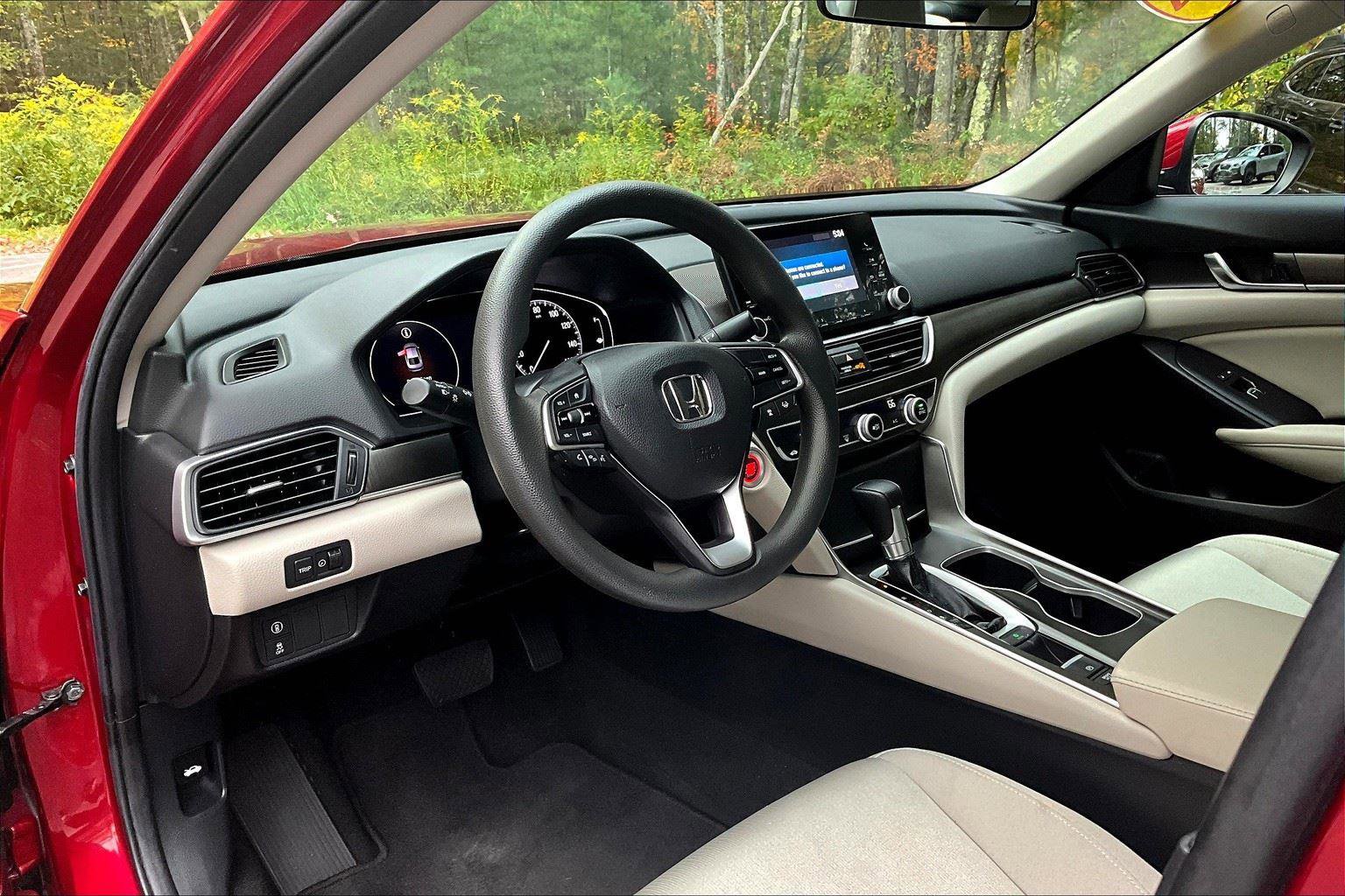 Used 2019 Honda Accord LX image 13