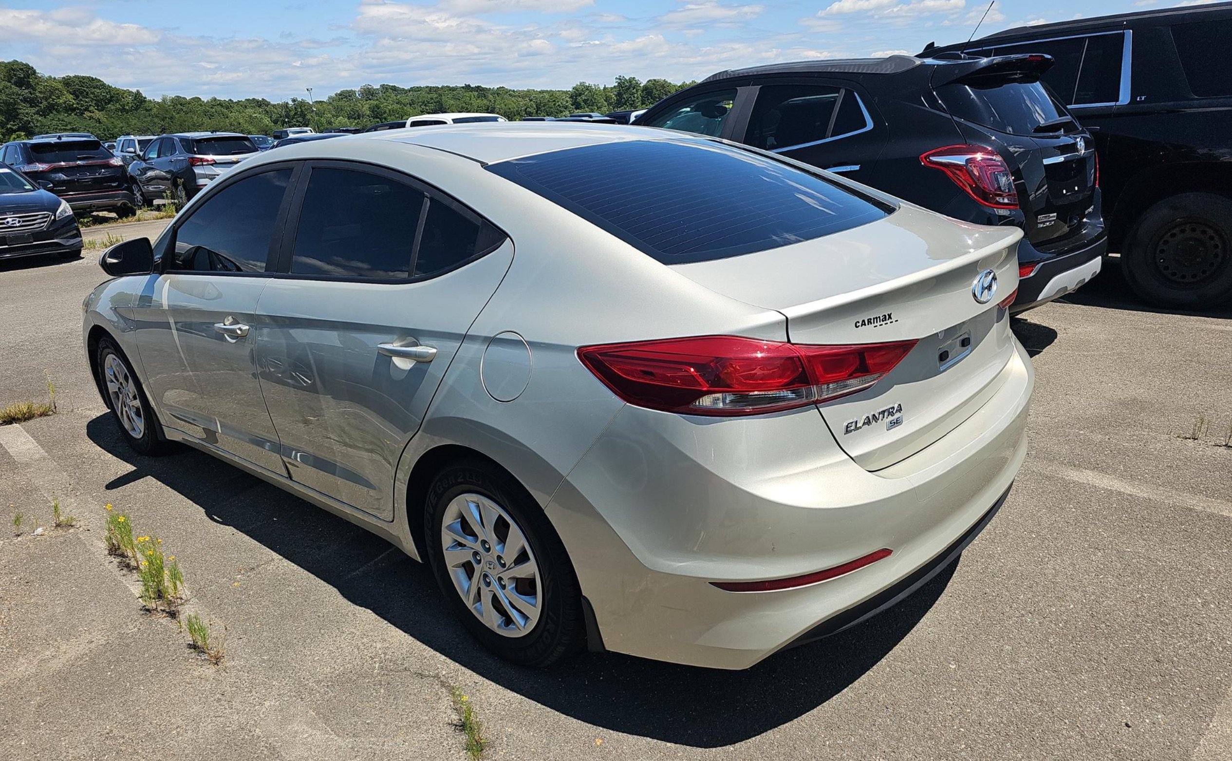 Used 2018 Hyundai Elantra SE FWD image 5