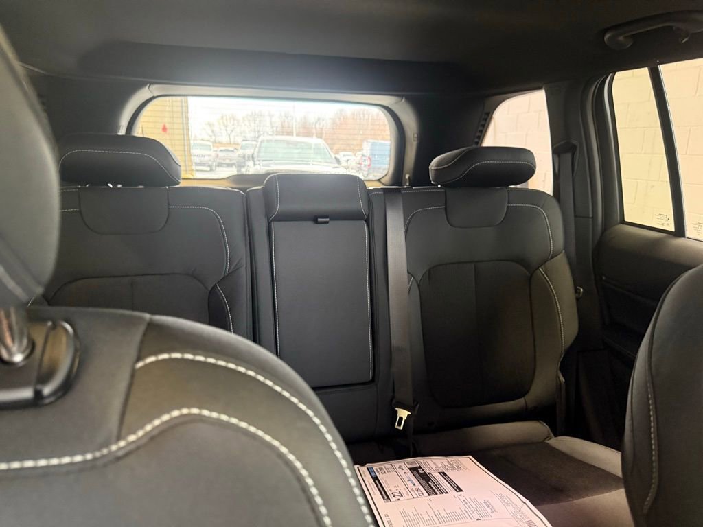 New 2026 Jeep Grand Cherokee Laredo X AWD/4WD image 13