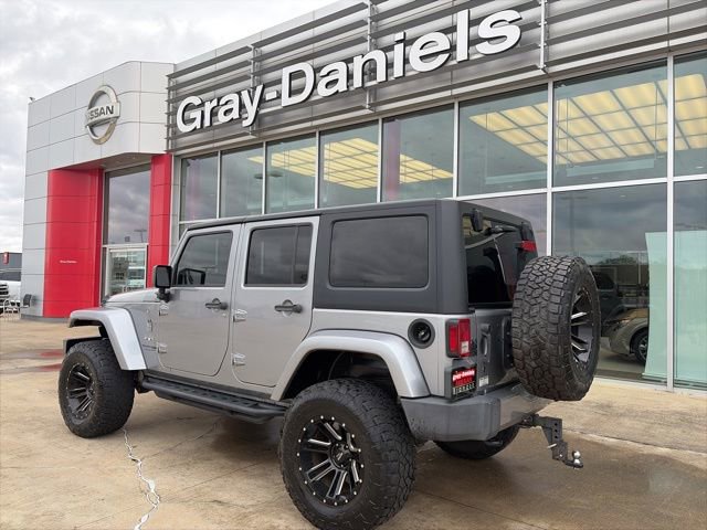 Used 2018 Jeep Wrangler Unlimited Sahara w/ Connectivity Group video 2