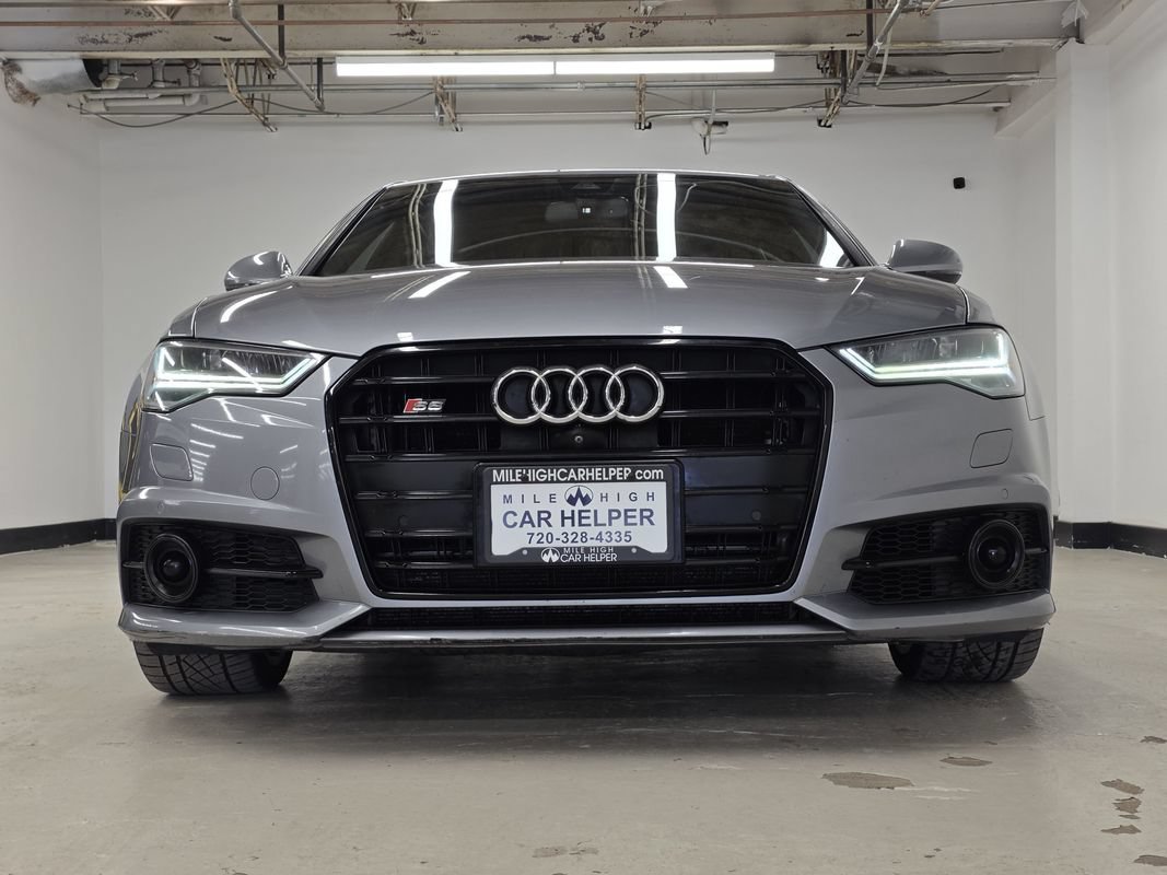 Used 2017 Audi S6 Prestige w/ S6 Sport Package AWD/4WD image 3