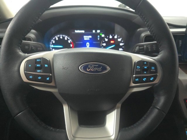 Used 2023 Ford Explorer XLT w/ Equipment Group 202A image 29